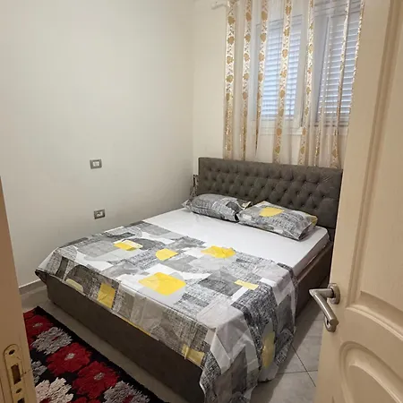 Cozy Apartamento Tirana